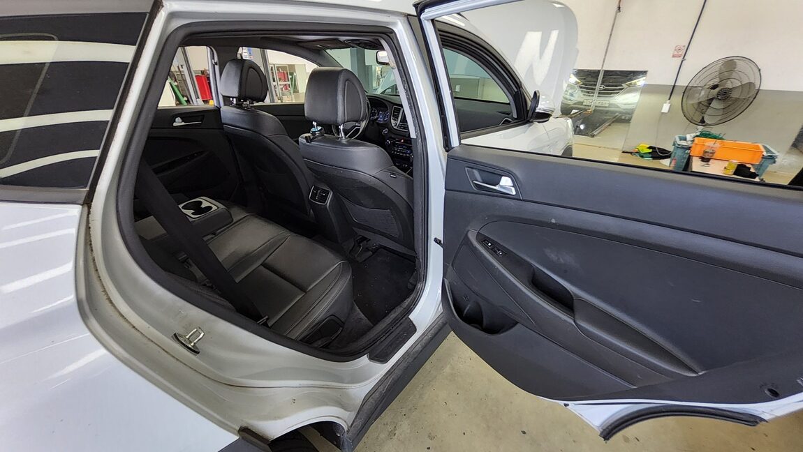 HYUNDAI ALL NEW TUCSON DIESEL R2.0 4WD MODERN 2017 - zdjęcie 13