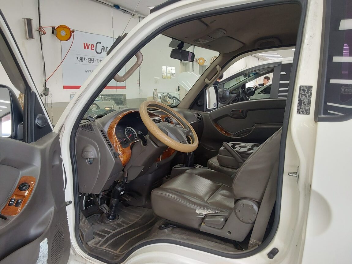HYUNDAI PORTER II WING BODY ELECTRIC 2012 - zdjęcie 10