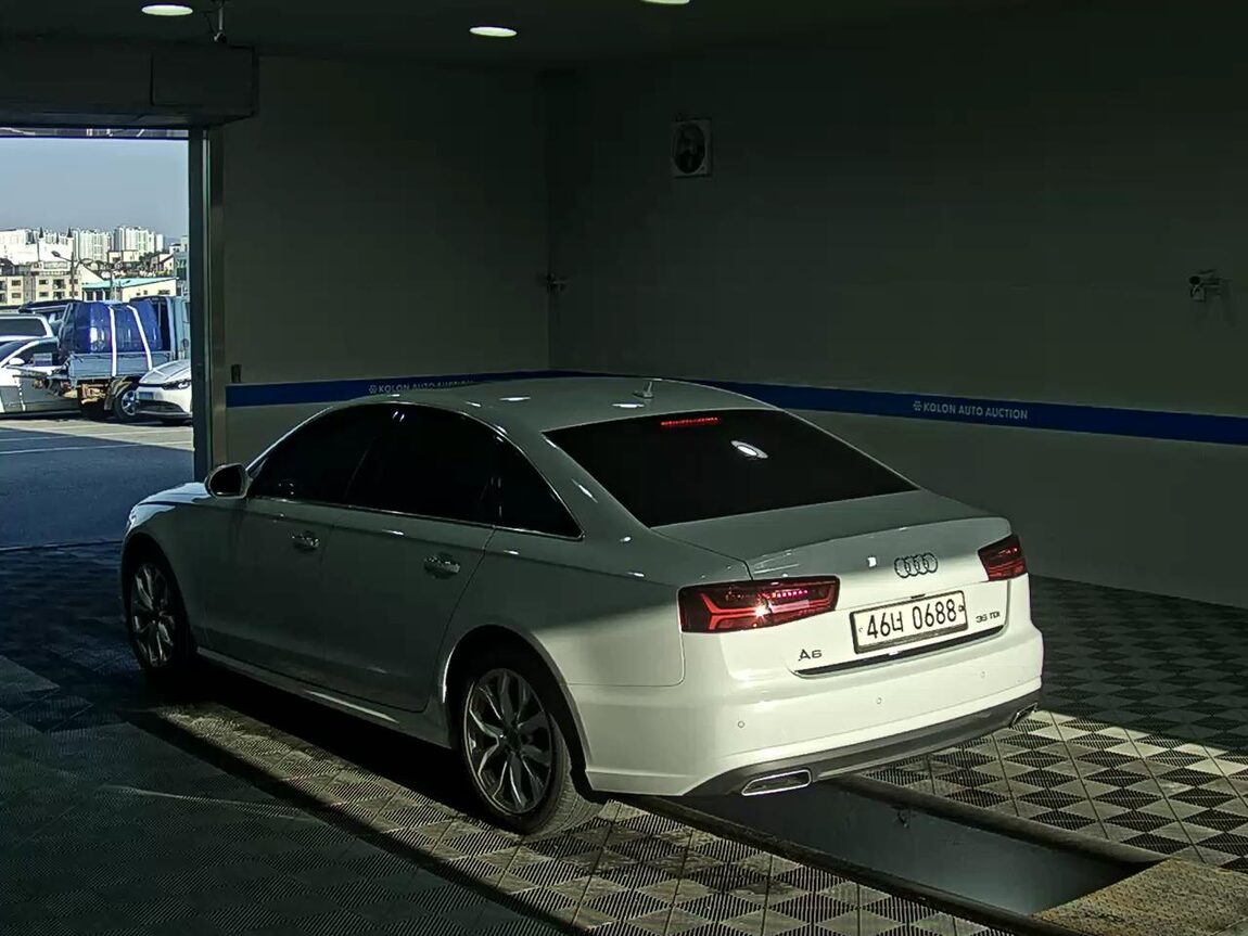 AUDI A6 (4TH GEN) 35 TDI PREMIUM 2016 - zdjęcie 6