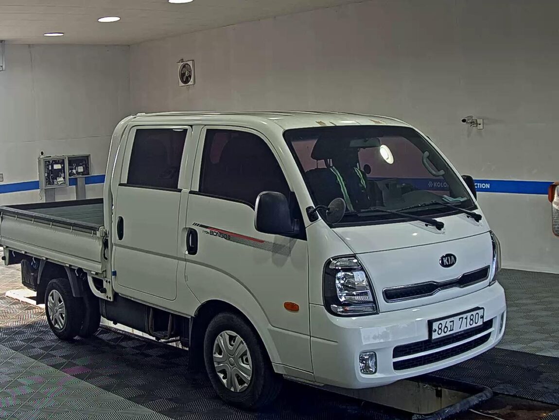 KIA THE NEW BONGO III CARGO 1 TON DOUBLE CAB EXTRA LONG WHEELBASE L 2020 - zdjęcie 3
