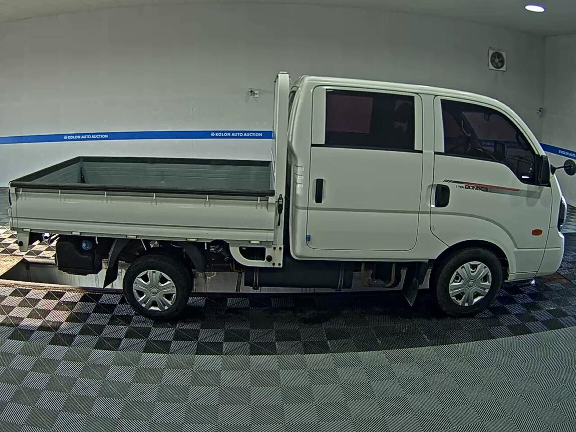 KIA THE NEW BONGO III CARGO 1 TON DOUBLE CAB EXTRA LONG WHEELBASE L 2020 - zdjęcie 4
