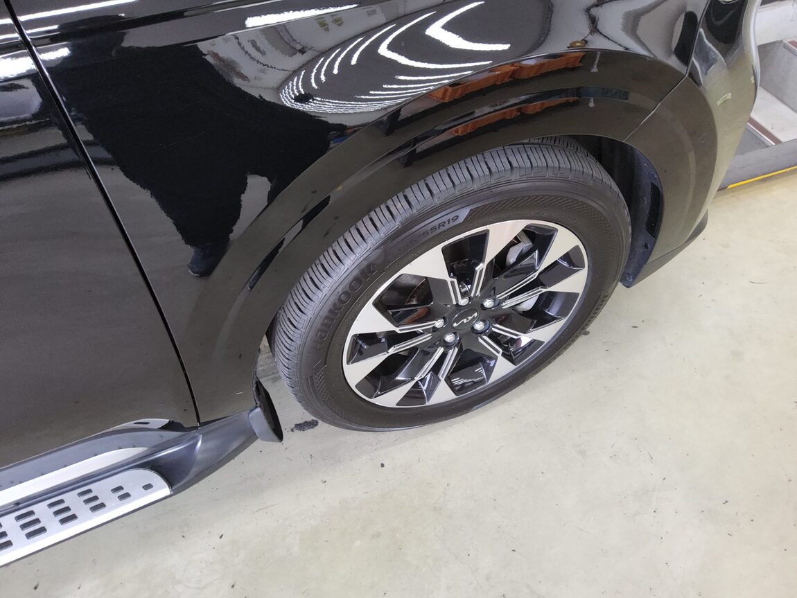 KIA NEW CARNIVAL (KA4) 9-SEATER GASOLINE SIGNATURE 2023 - zdjęcie 23