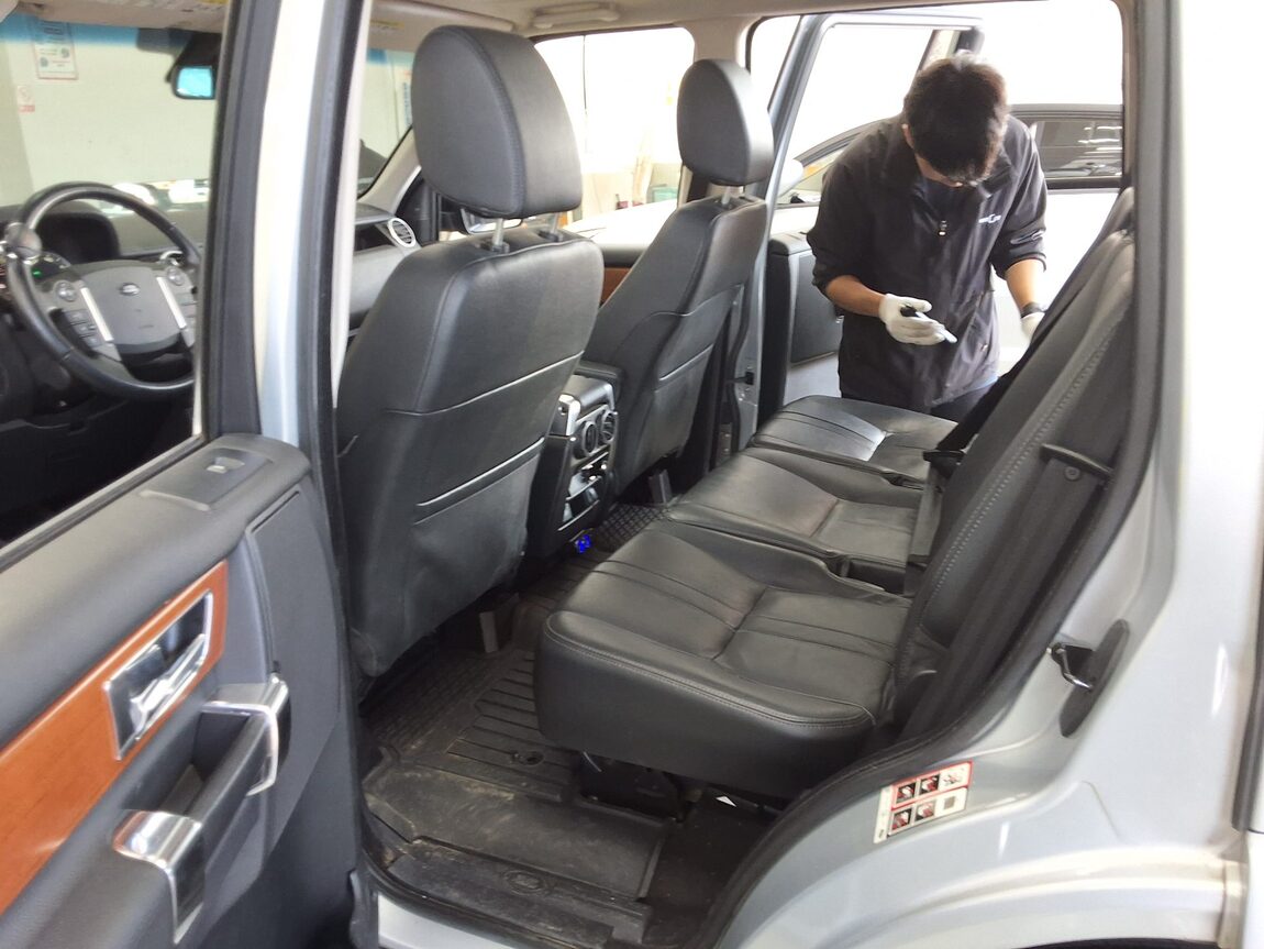 LAND ROVER DISCOVERY 4 3.0 SDV6 SE 2013 - zdjęcie 12