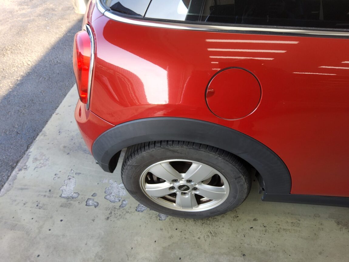 MINI COOPER (3RD GEN) 1.5 D 2015 - zdjęcie 22