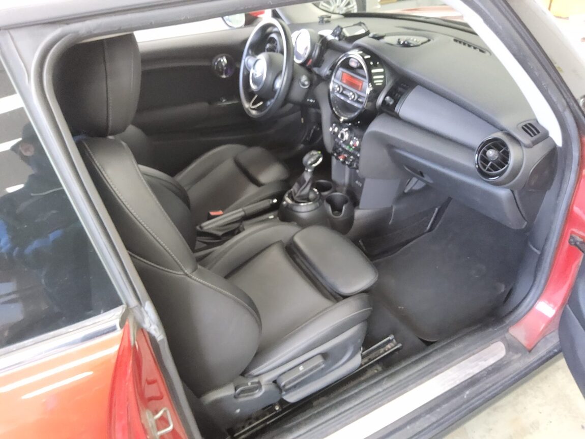 MINI COOPER (3RD GEN) 1.5 D 2015 - zdjęcie 13