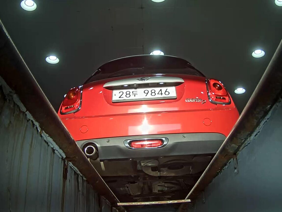MINI COOPER (3RD GEN) 1.5 D 2015 - zdjęcie 8