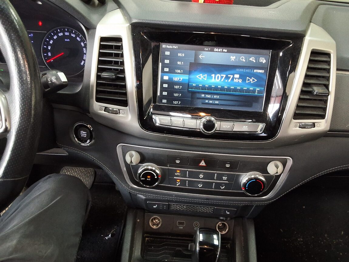 KG MOBILITY (SSANGYONG) REXTON SPORTS 2.2 4WD ADVENTURE 2018 - zdjęcie 24