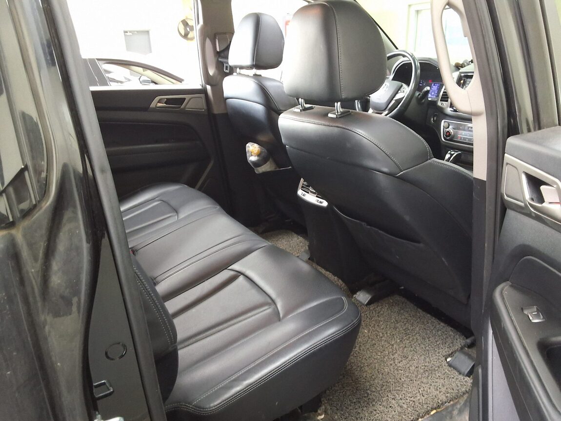 KG MOBILITY (SSANGYONG) REXTON SPORTS 2.2 4WD ADVENTURE 2018 - zdjęcie 14