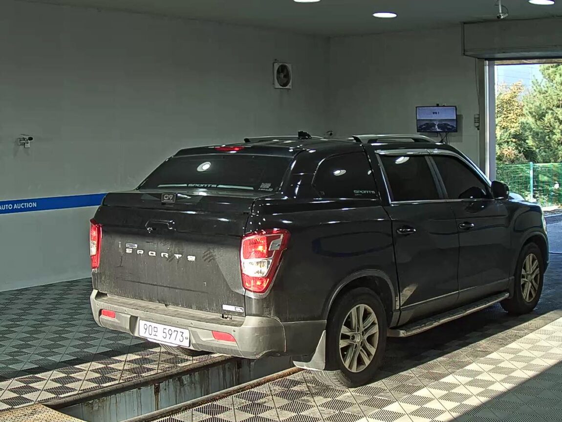 KG MOBILITY (SSANGYONG) REXTON SPORTS 2.2 4WD ADVENTURE 2018 - zdjęcie 5