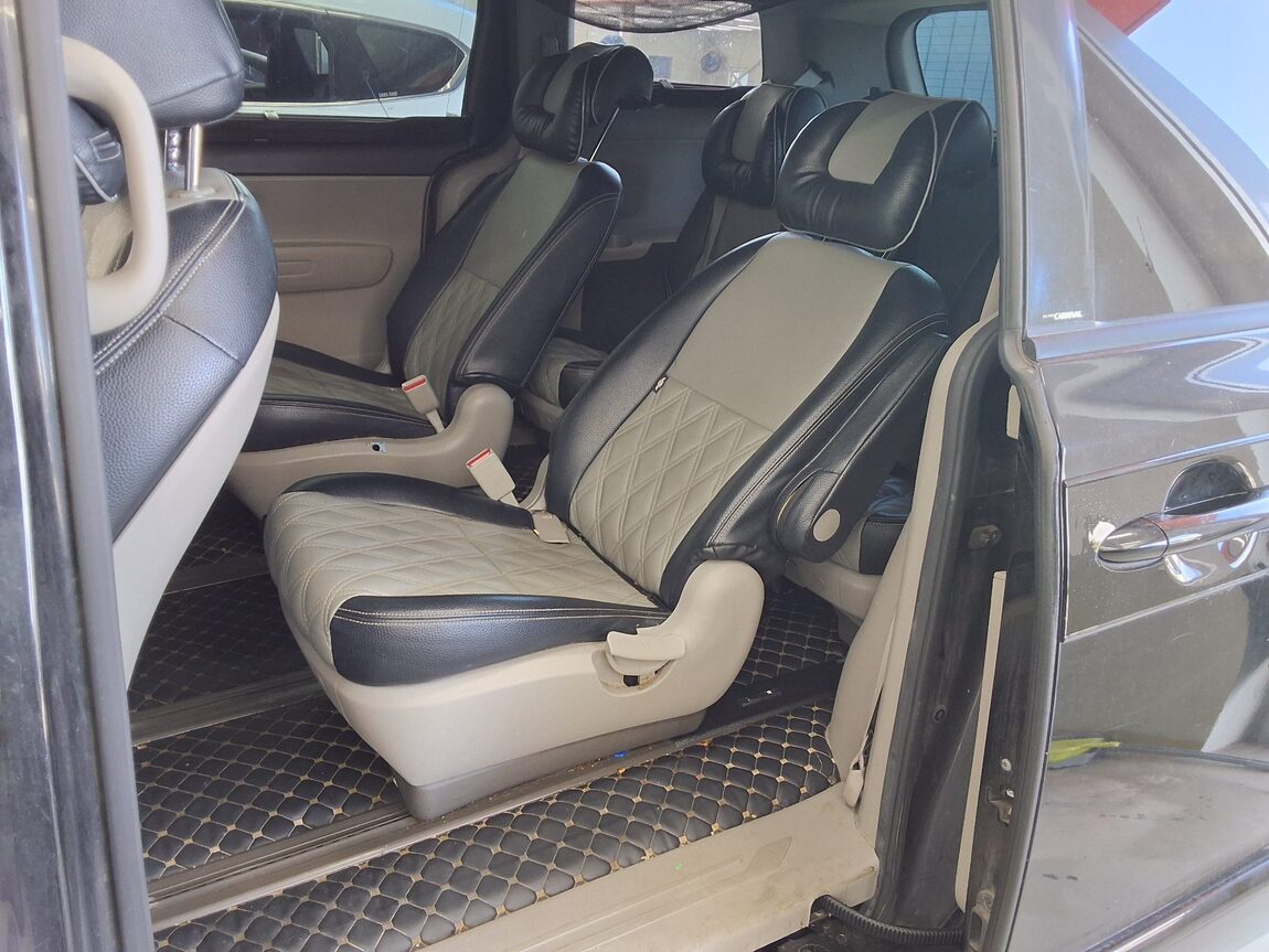 KIA ALL NEW CARNIVAL 11-SEATER DIESEL DELUXE 2016 - zdjęcie 12