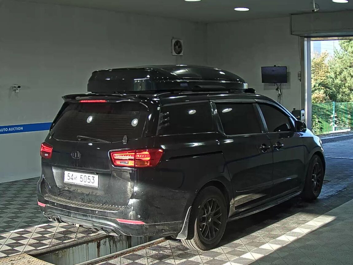 KIA ALL NEW CARNIVAL 11-SEATER DIESEL DELUXE 2016 - zdjęcie 5