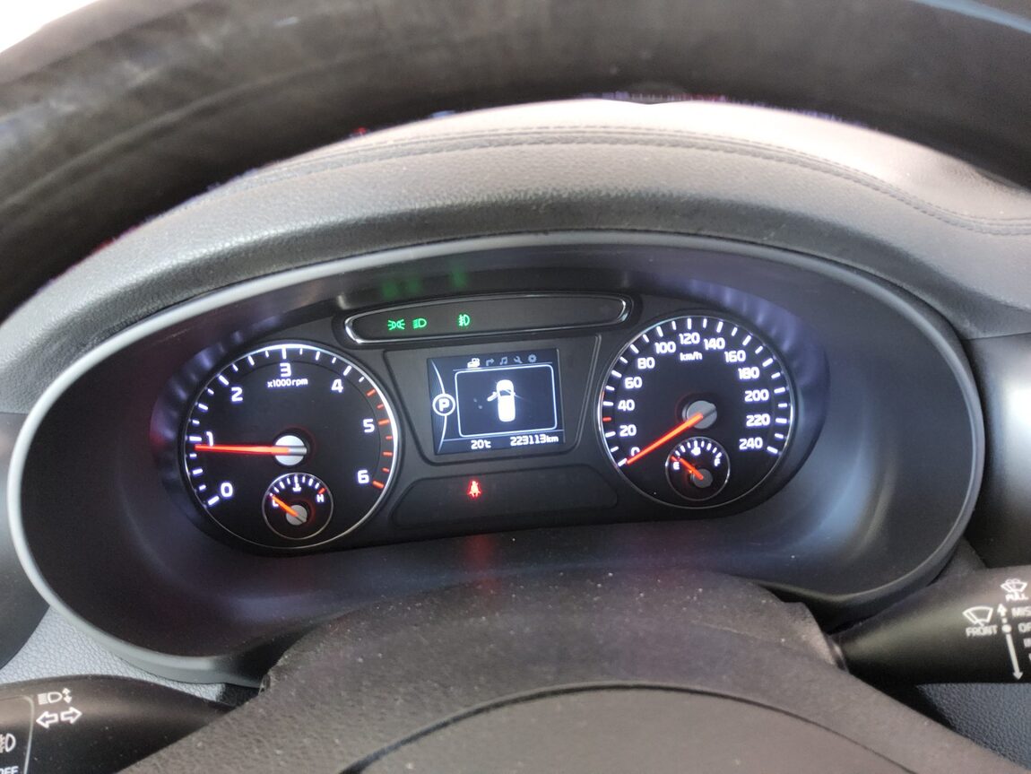 KIA ALL NEW SORENTO R2.0 2WD NOBLESSE 2016 - zdjęcie 9