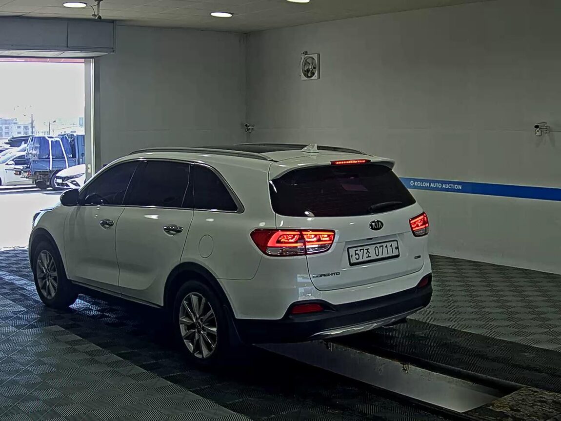 KIA ALL NEW SORENTO R2.0 2WD NOBLESSE 2016 - zdjęcie 6