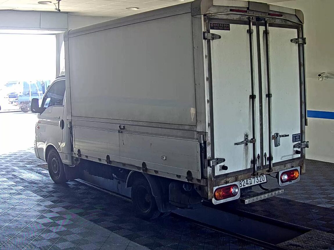 HYUNDAI PORTER II VGT STANDARD CAB EXTRA LONG WHEELBASE STYLE 2022 - zdjęcie 6