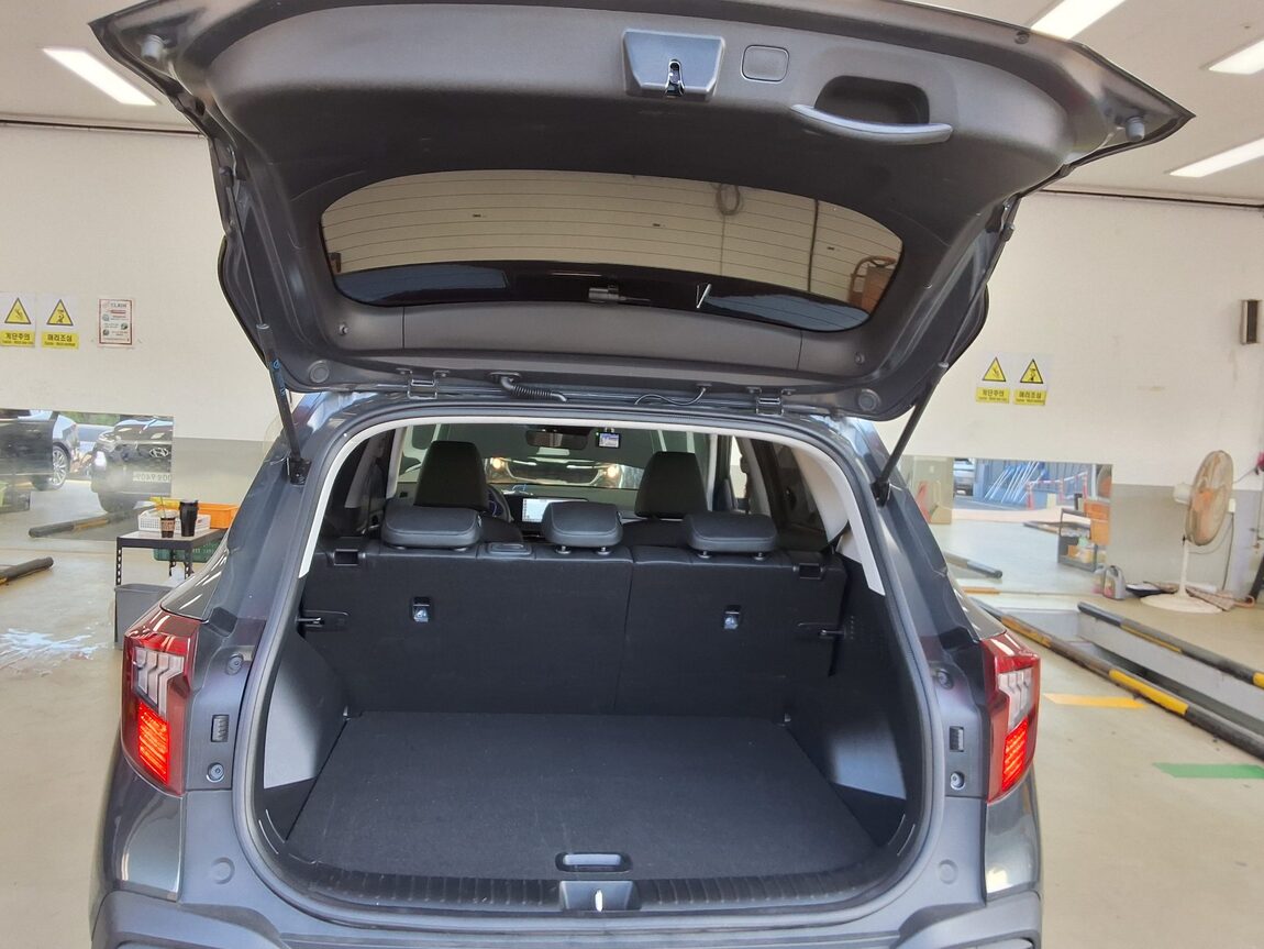KIA THE NEW SELTOS 2.0 GASOLINE 2WD TRENDY 2025 - zdjęcie 15