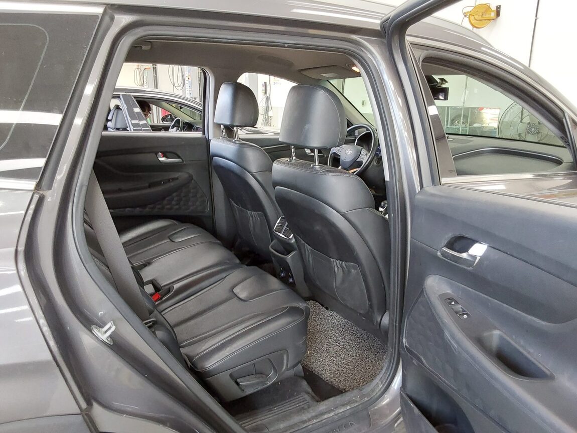 HYUNDAI SANTA FE (TM) R2.2 2WD EXCLUSIVE 2020 - zdjęcie 13
