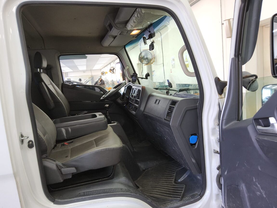 HYUNDAI ALL NEW MIGHTY 3.5 TON SUPER CAB LONG WHEELBASE HIGH DECK 2018 - zdjęcie 12