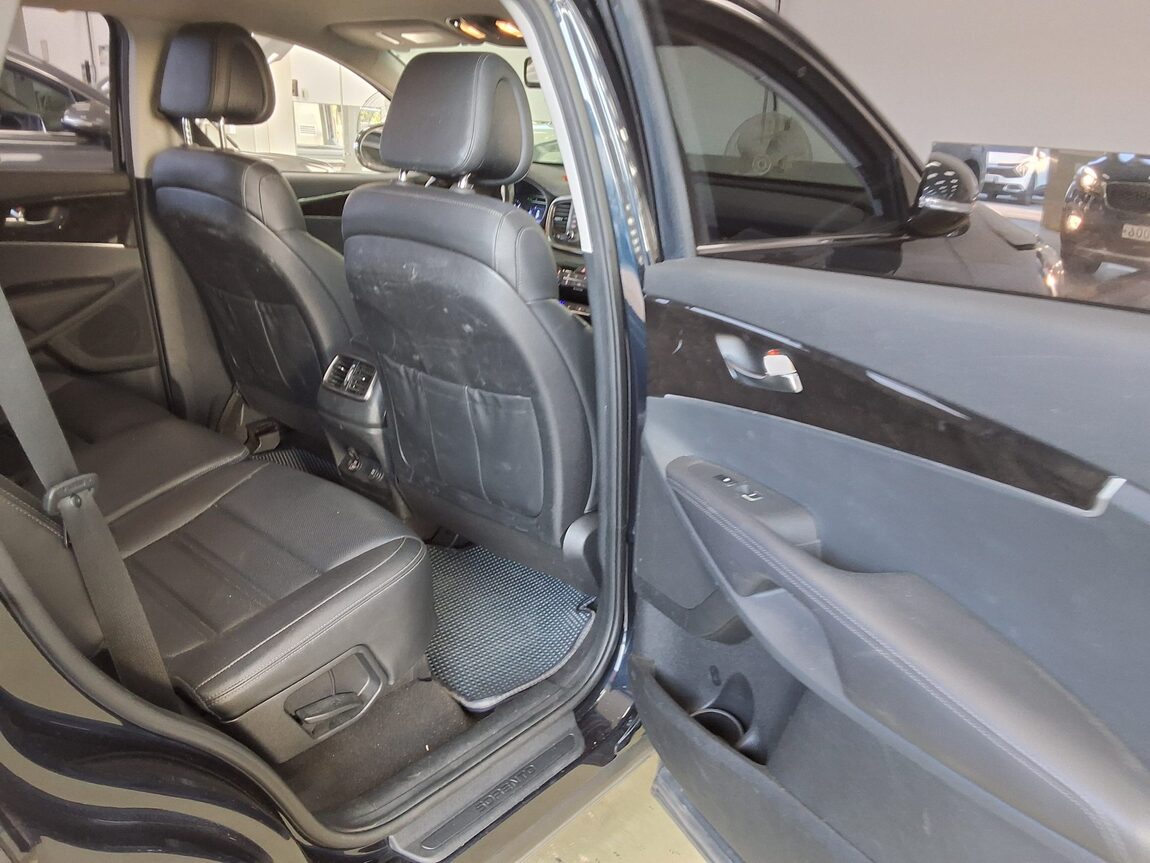 KIA ALL NEW SORENTO R2.0 4WD PRESTIGE 2017 - zdjęcie 13