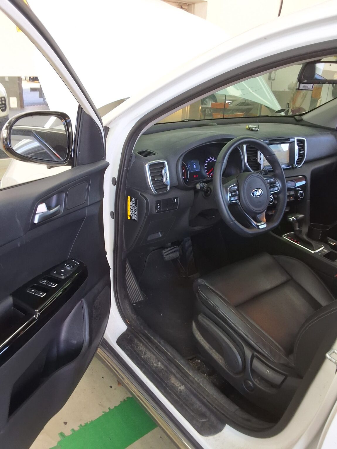 KIA NEW SPORTAGE R2.0 2WD PRESTIGE 2018 - zdjęcie 10