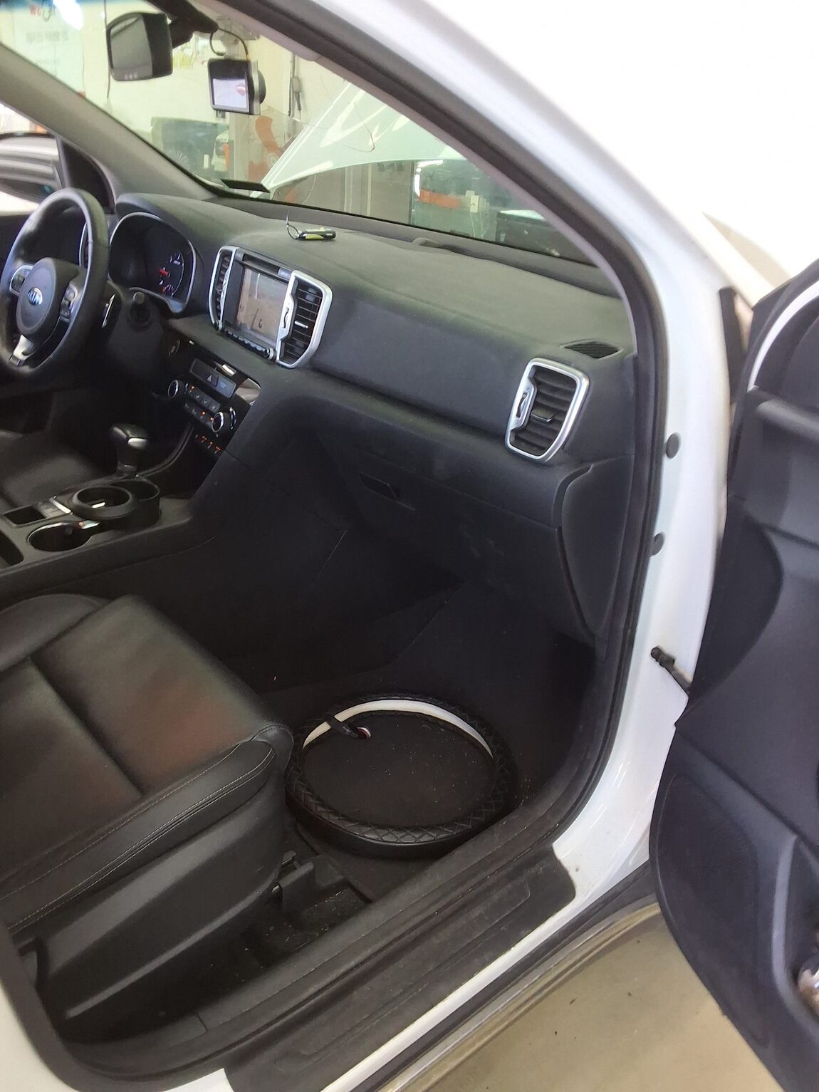 KIA NEW SPORTAGE R2.0 2WD PRESTIGE 2018 - zdjęcie 14