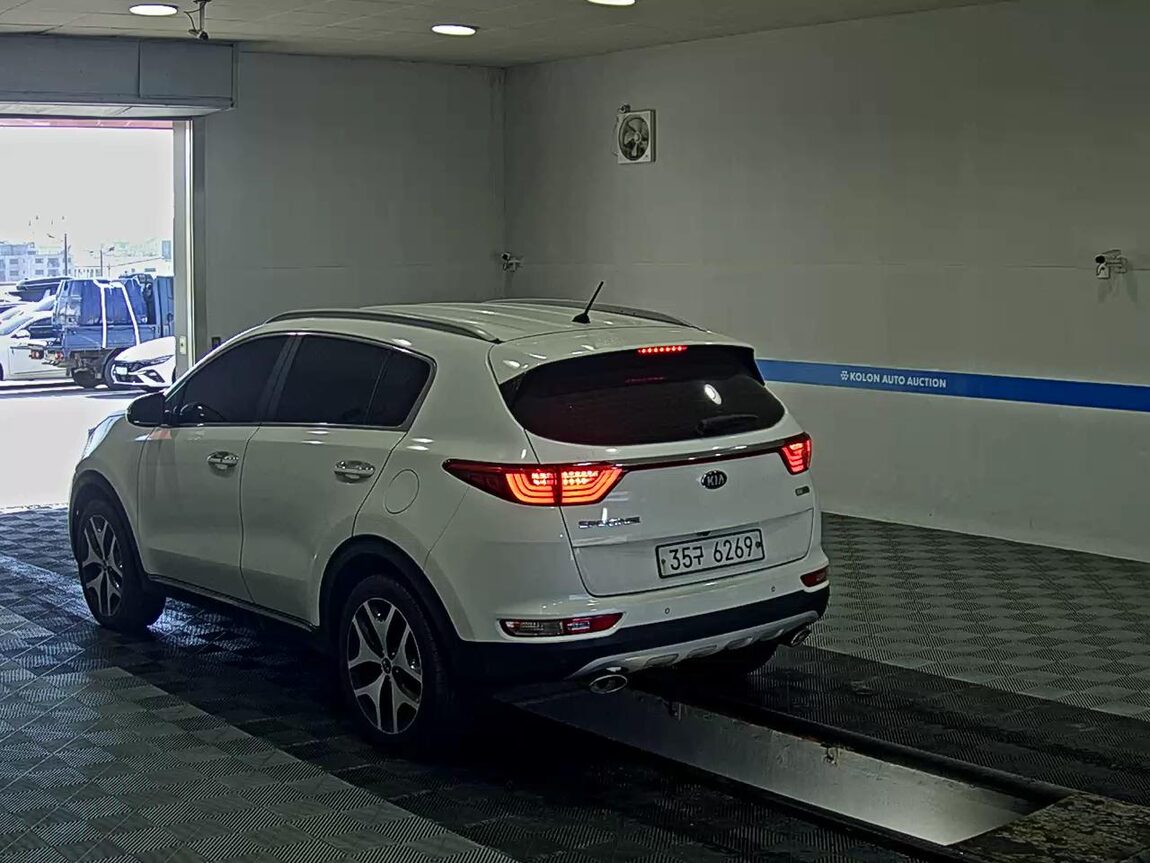 KIA NEW SPORTAGE R2.0 2WD PRESTIGE 2018 - zdjęcie 6
