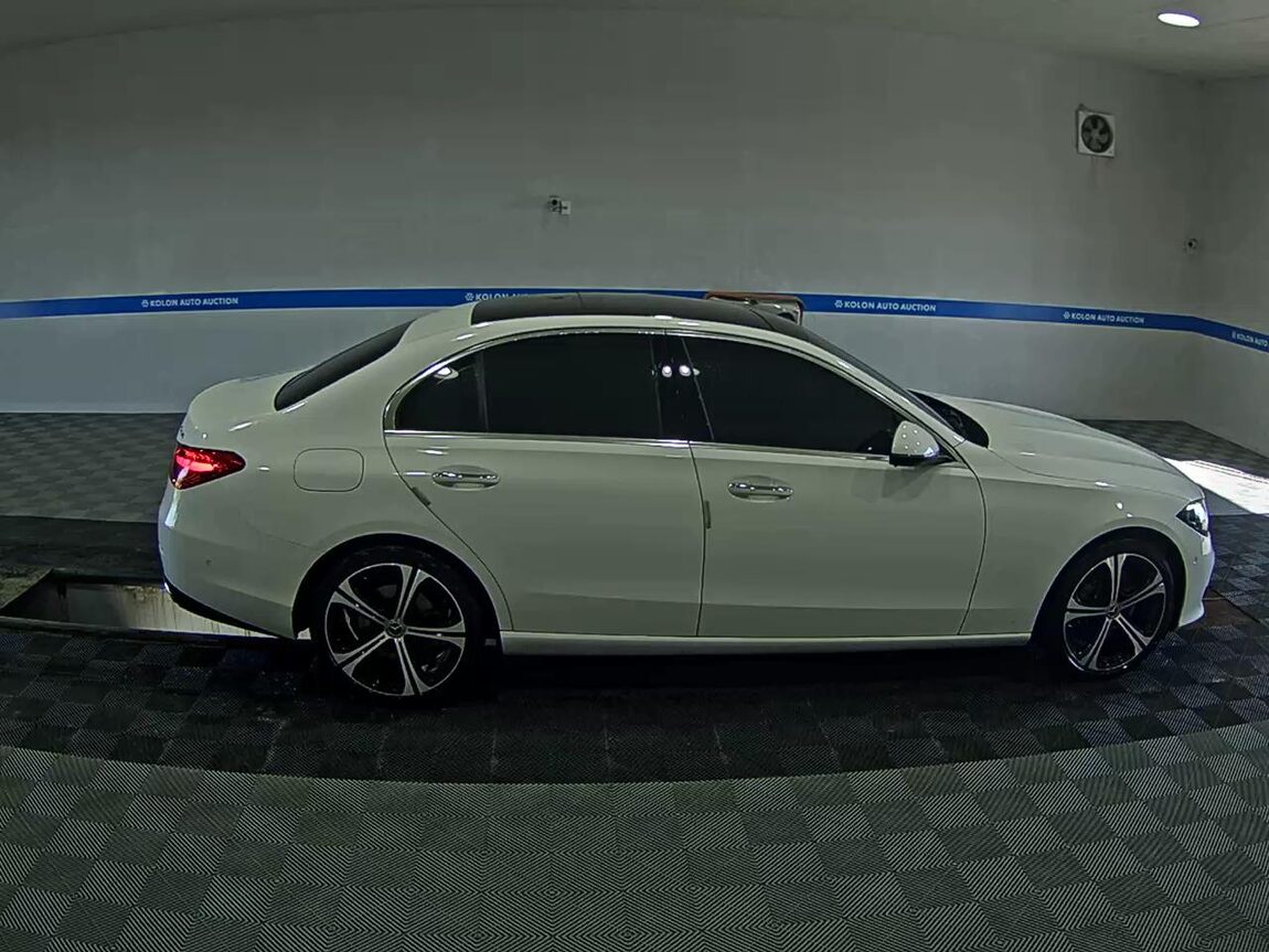 MERCEDES-BENZ C-CLASS (5TH GEN) C300 4MATIC AVANTGARDE 2023 - zdjęcie 4