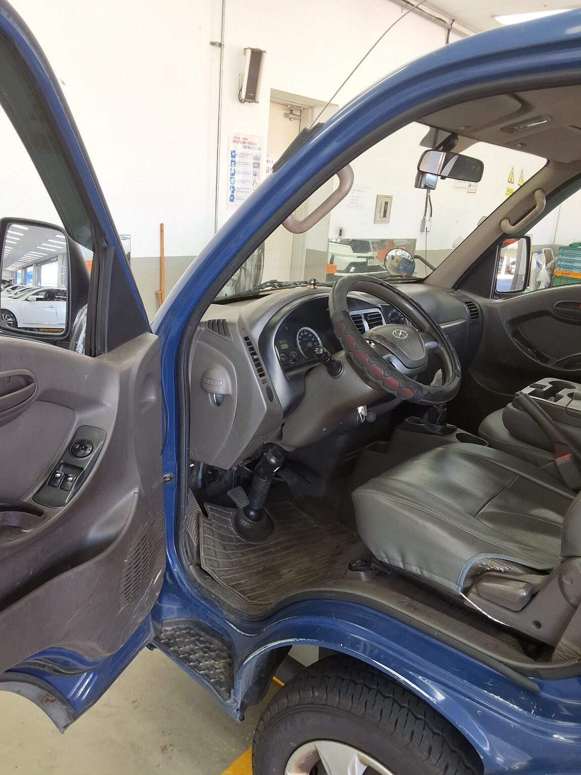 HYUNDAI PORTER II CRDi SUPER CAB EXTRA LONG WHEELBASE PLUS 2014 - zdjęcie 10