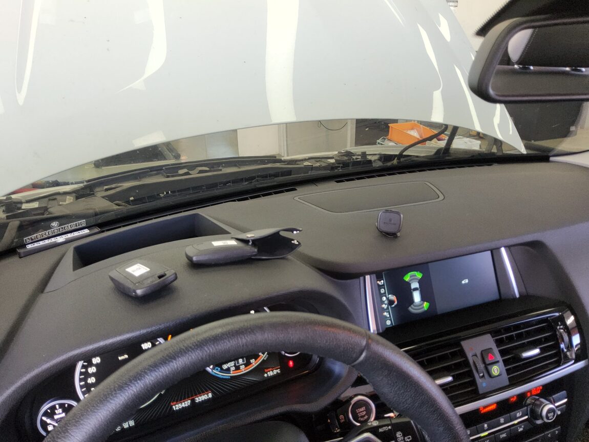 BMW X3 (2ND GEN) 20d xDRIVE M AERODYNAMIC 2017 - zdjęcie 17