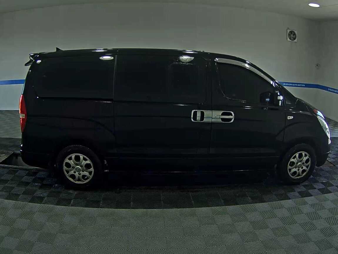 HYUNDAI GRAND STAREX 11-SEATER DIESEL CVX PREMIER 2013 - zdjęcie 4