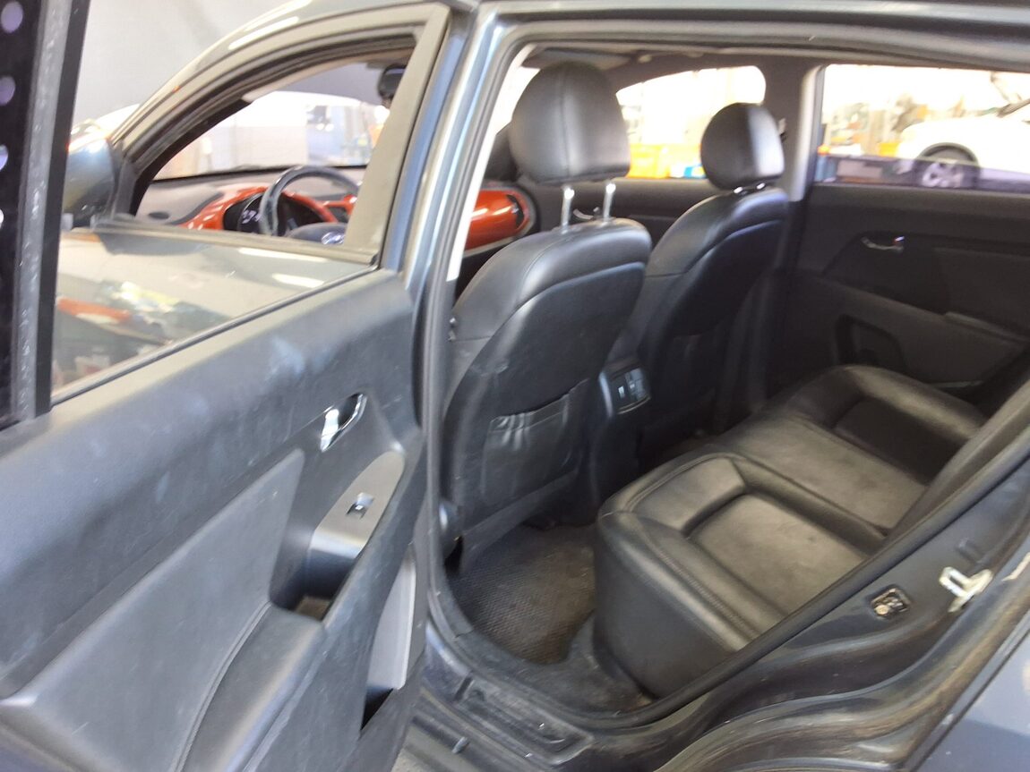 KIA THE NEW SPORTAGE R DIESEL R2.0 2WD TRENDY 2014 - zdjęcie 12
