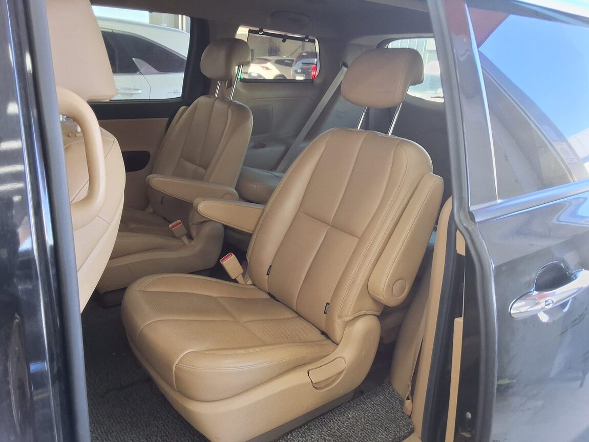 KIA THE NEW CARNIVAL 9-SEATER DIESEL NOBLESSE SPECIAL 2020 - zdjęcie 12