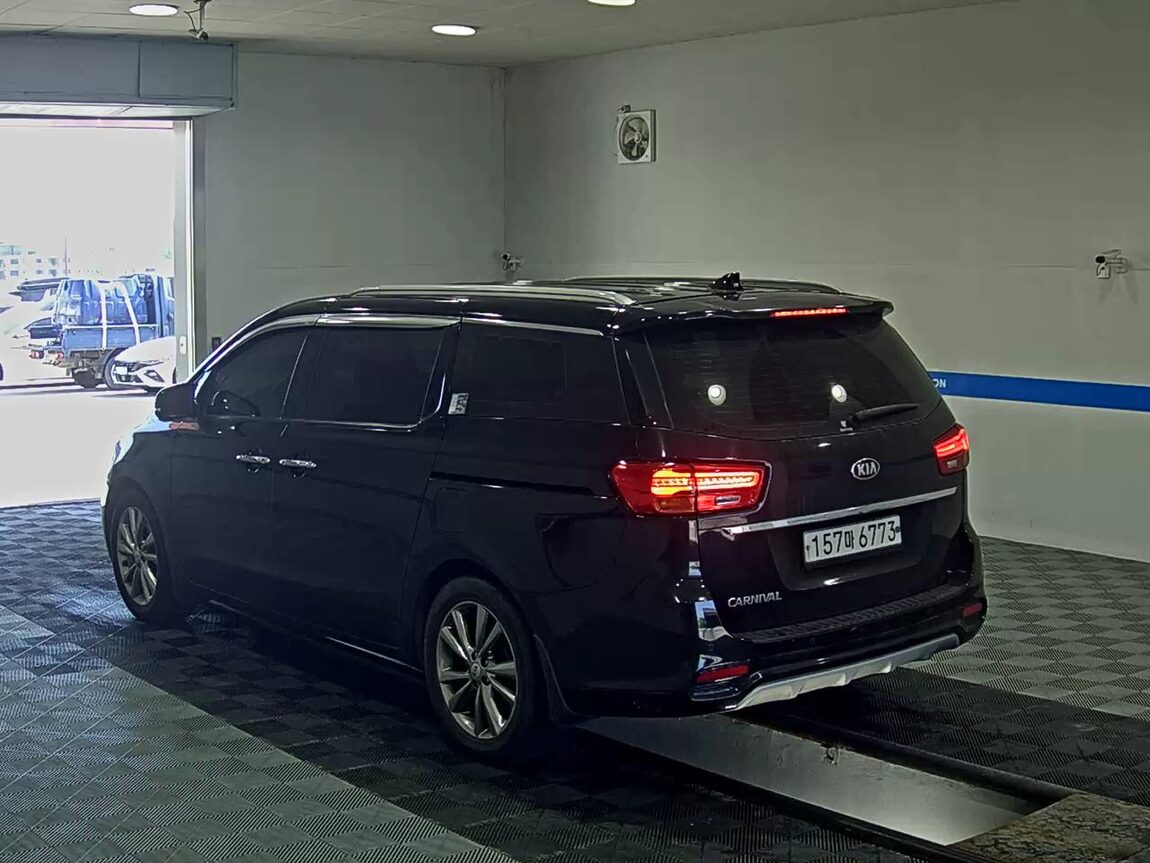 KIA THE NEW CARNIVAL 9-SEATER DIESEL NOBLESSE SPECIAL 2020 - zdjęcie 6