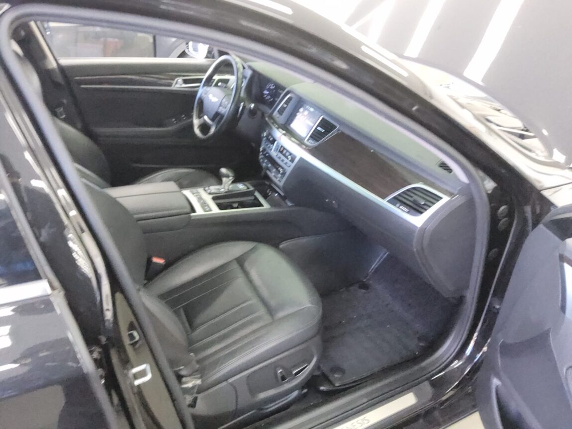 GENESIS G80 3.3 GDi AWD LUXURY 2018 - zdjęcie 14
