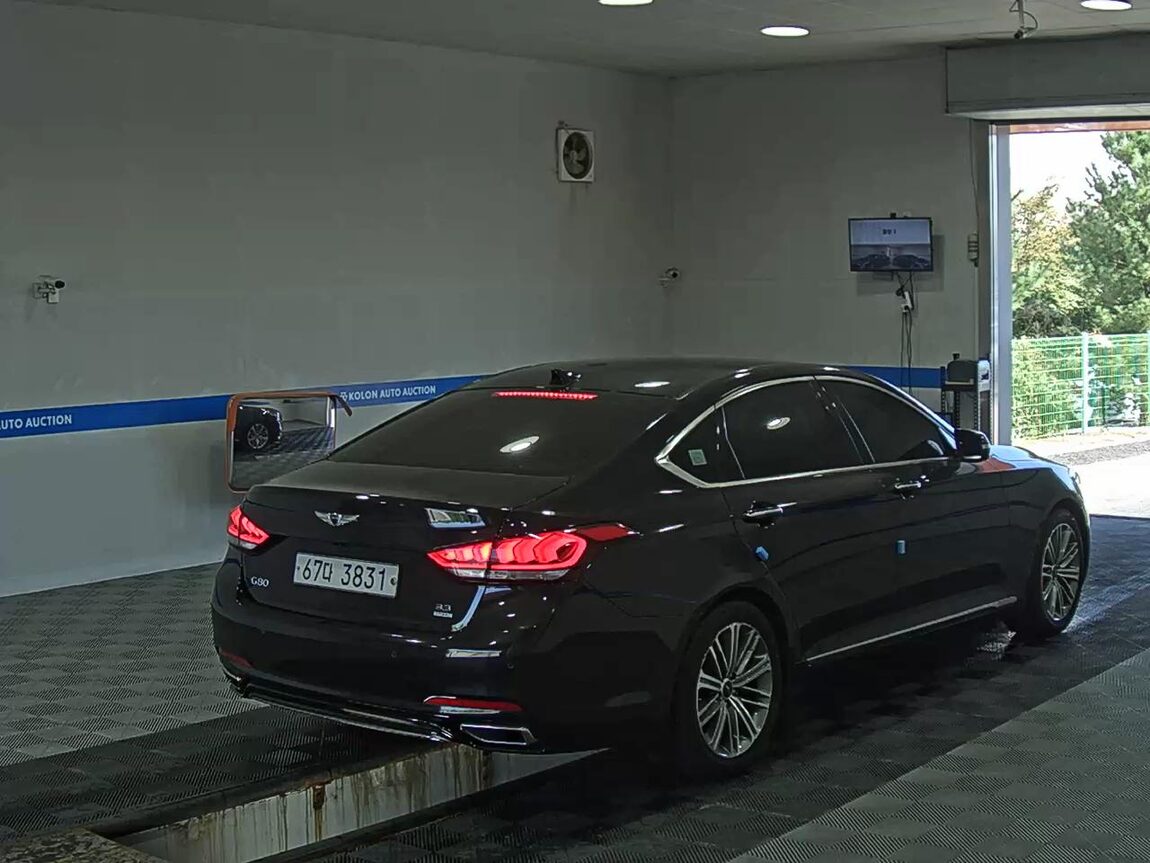 GENESIS G80 3.3 GDi AWD LUXURY 2018 - zdjęcie 5