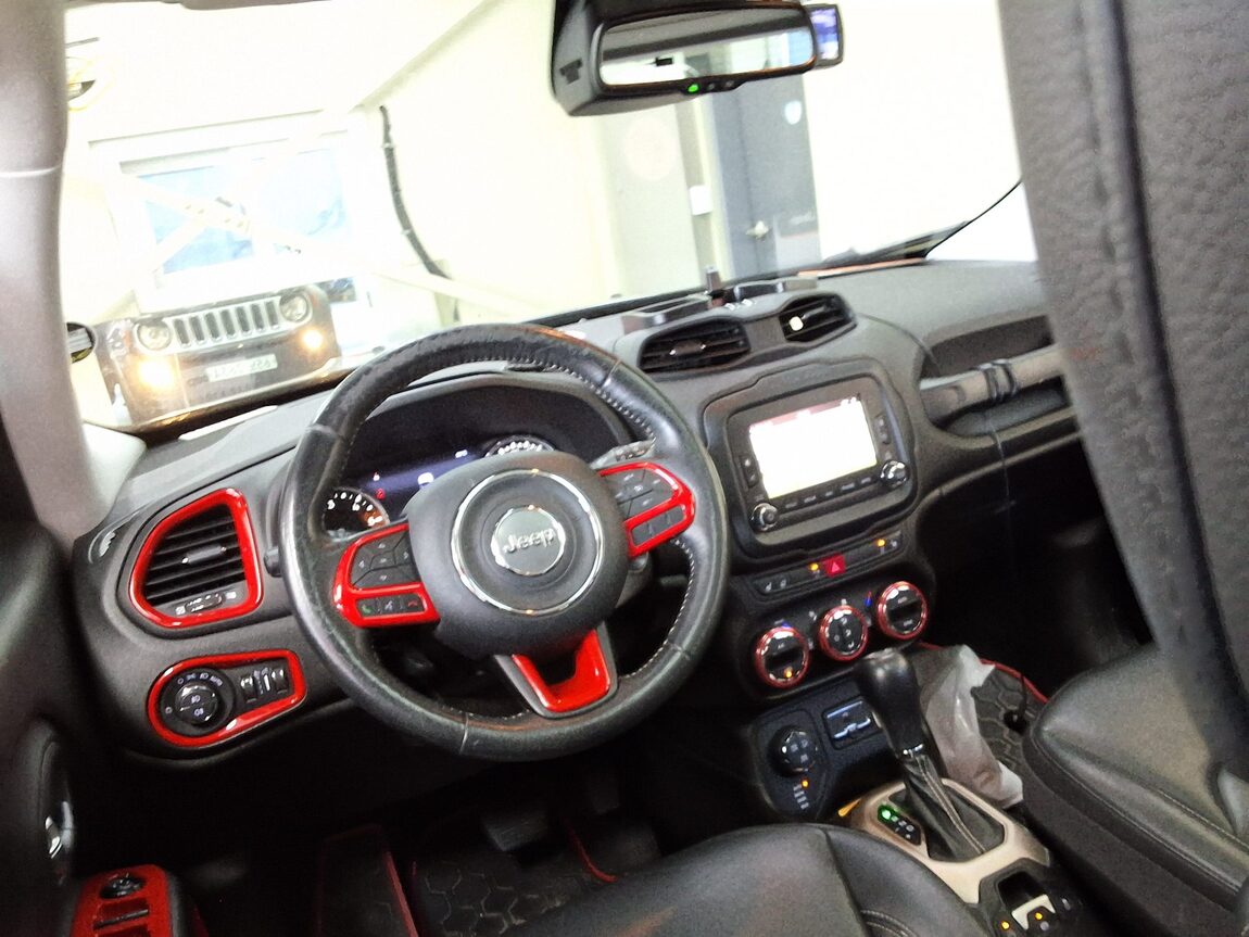 JEEP RENEGADE 2.0 DIESEL AWD LIMITED 2017 - zdjęcie 12