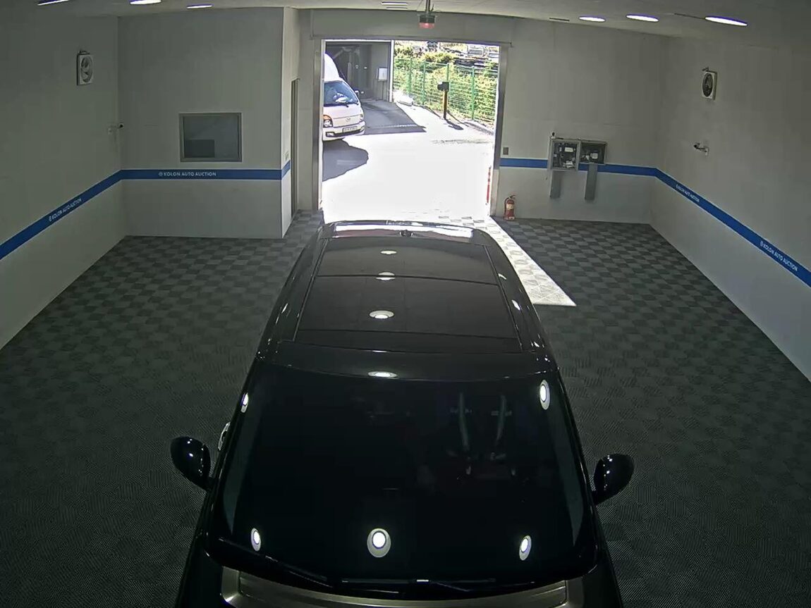 LAND ROVER RANGE ROVER (4TH GEN) 5.0 V8 SC VOGUE SE 2015 - zdjęcie 7