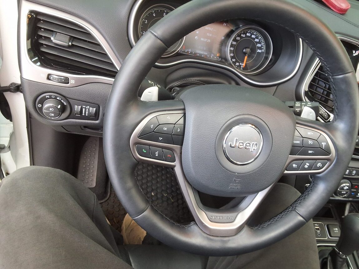 JEEP CHEROKEE (KL) 2.4 AWD LIMITED 2021 - zdjęcie 23