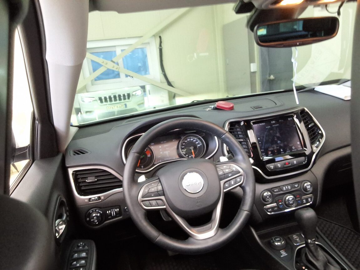 JEEP CHEROKEE (KL) 2.4 AWD LIMITED 2021 - zdjęcie 12