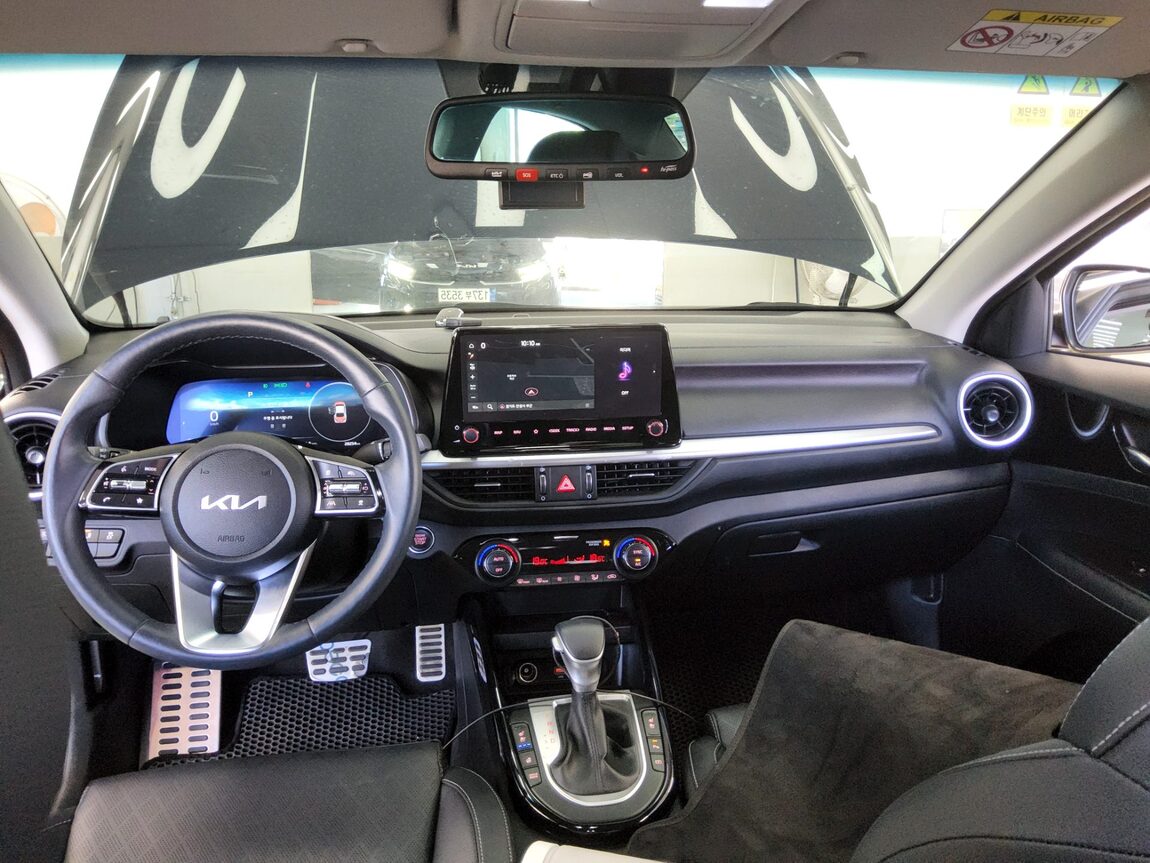 KIA THE NEW K3 1.6 GASOLINE SIGNATURE 2024 - zdjęcie 11