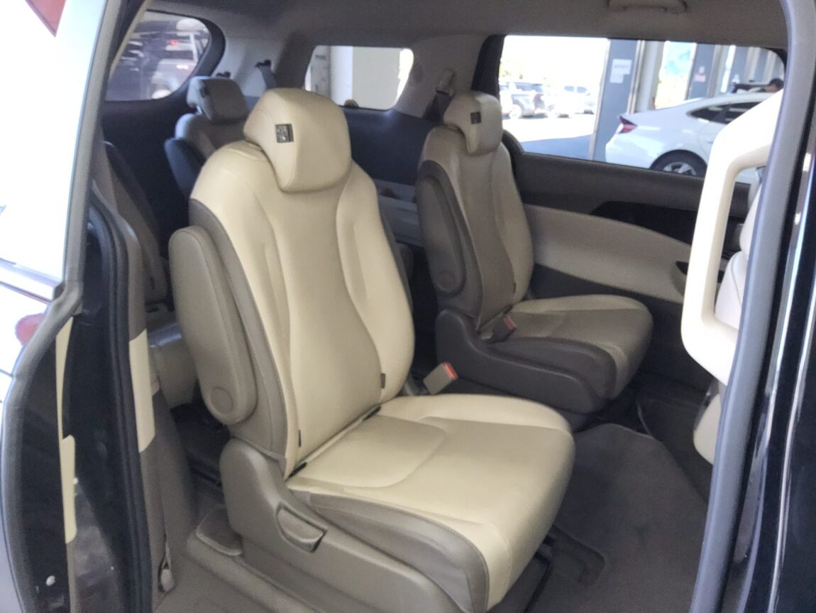 KIA NEW CARNIVAL (KA4) 9-SEATER DIESEL PRESTIGE 2023 - zdjęcie 13