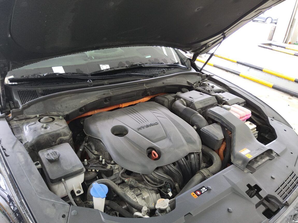 HYUNDAI THE NEW GRANDEUR IG HYBRID 2.4 HEV LE BLANC 2023 - zdjęcie 18