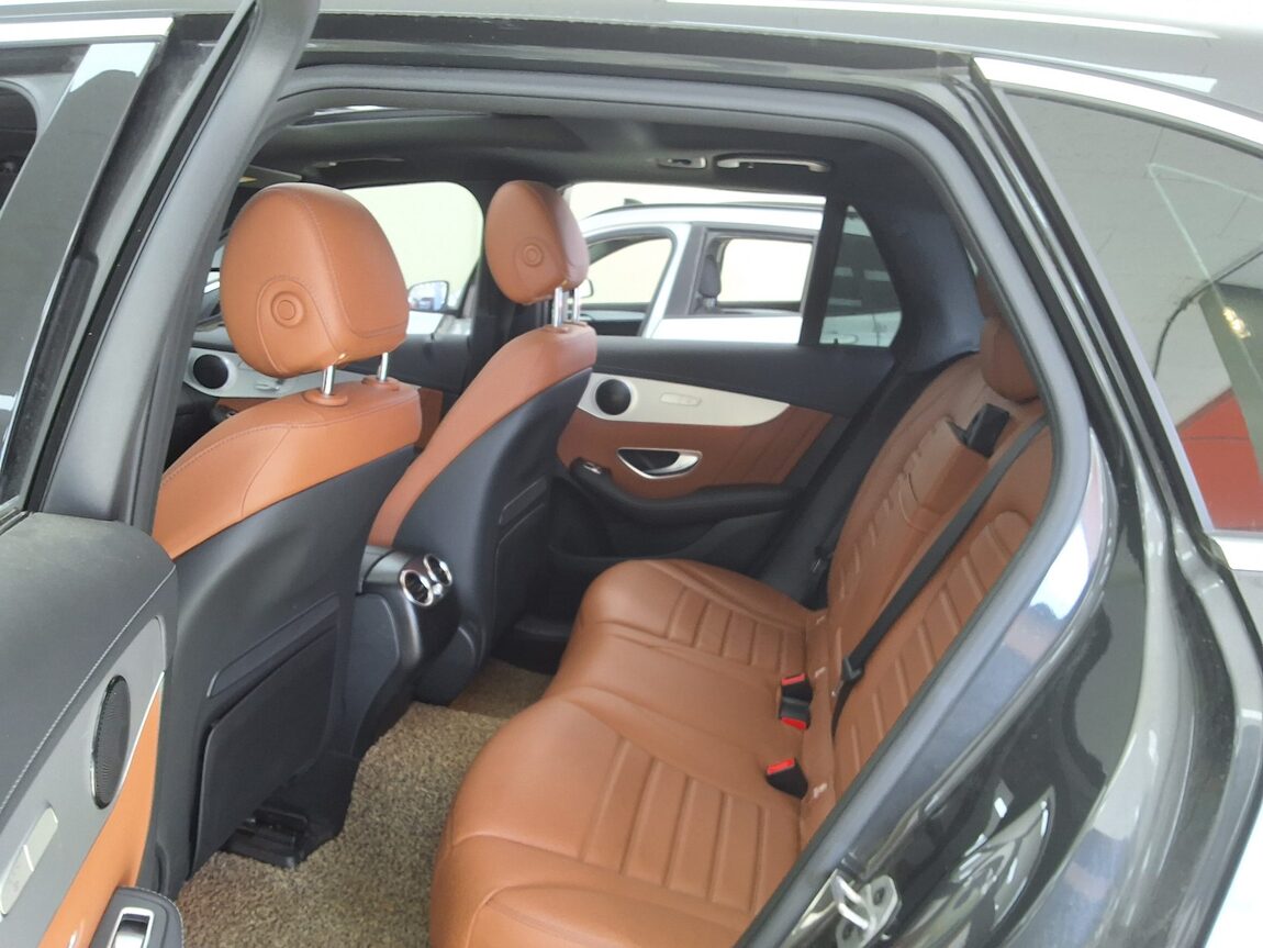 MERCEDES-BENZ GLC-CLASS GLC 300e 4MATIC 2022 - zdjęcie 13
