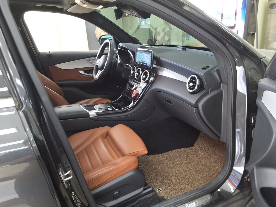 MERCEDES-BENZ GLC-CLASS GLC 300e 4MATIC 2022 - zdjęcie 15
