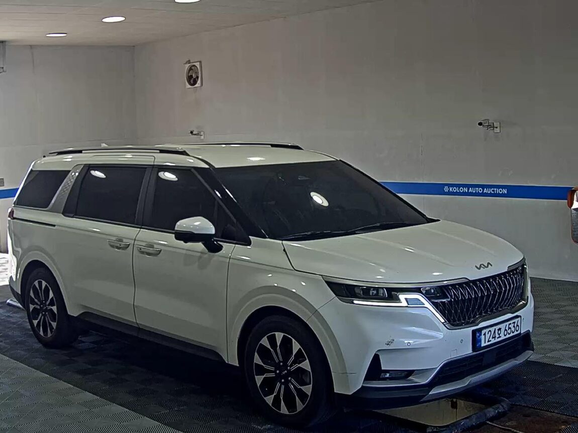 KIA NEW CARNIVAL (KA4) 9-SEATER DIESEL PRESTIGE 2023 - zdjęcie 3