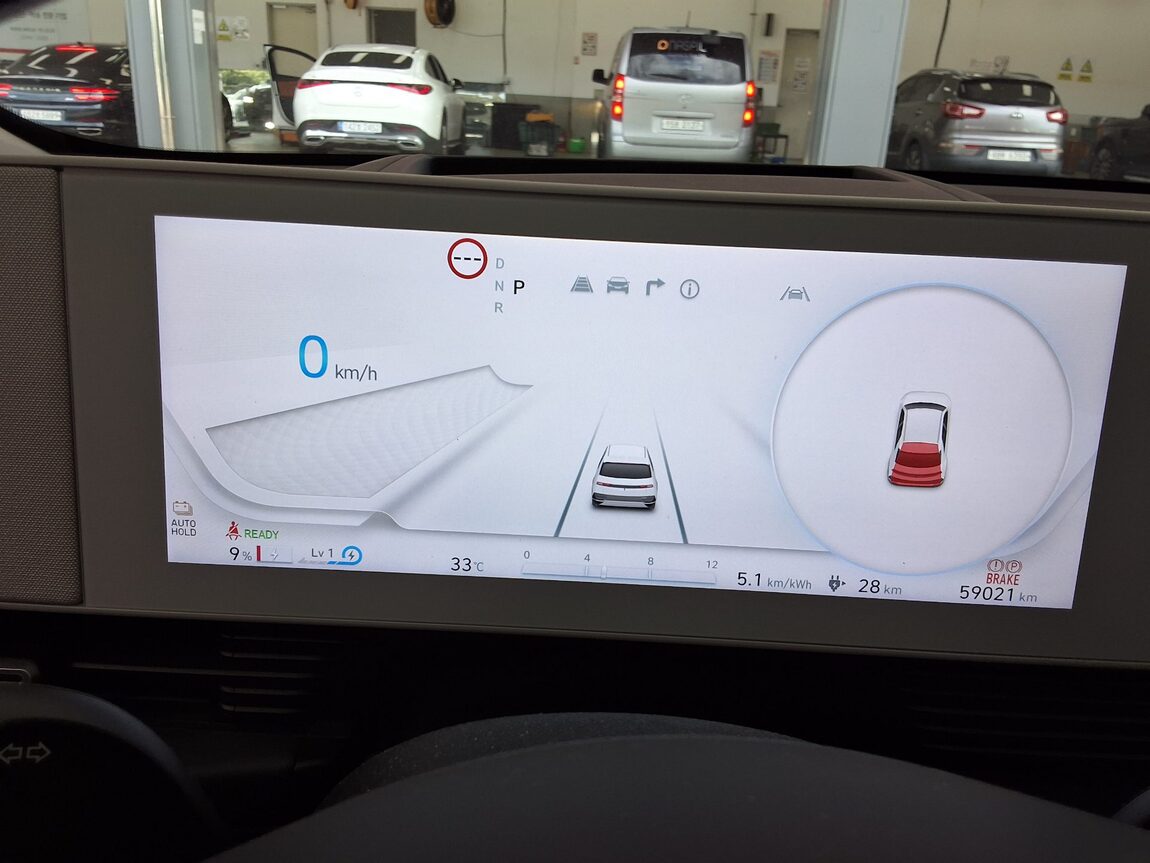 HYUNDAI IONIQ 5 EV 2WD LONG RANGE PRESTIGE 2022 - zdjęcie 10