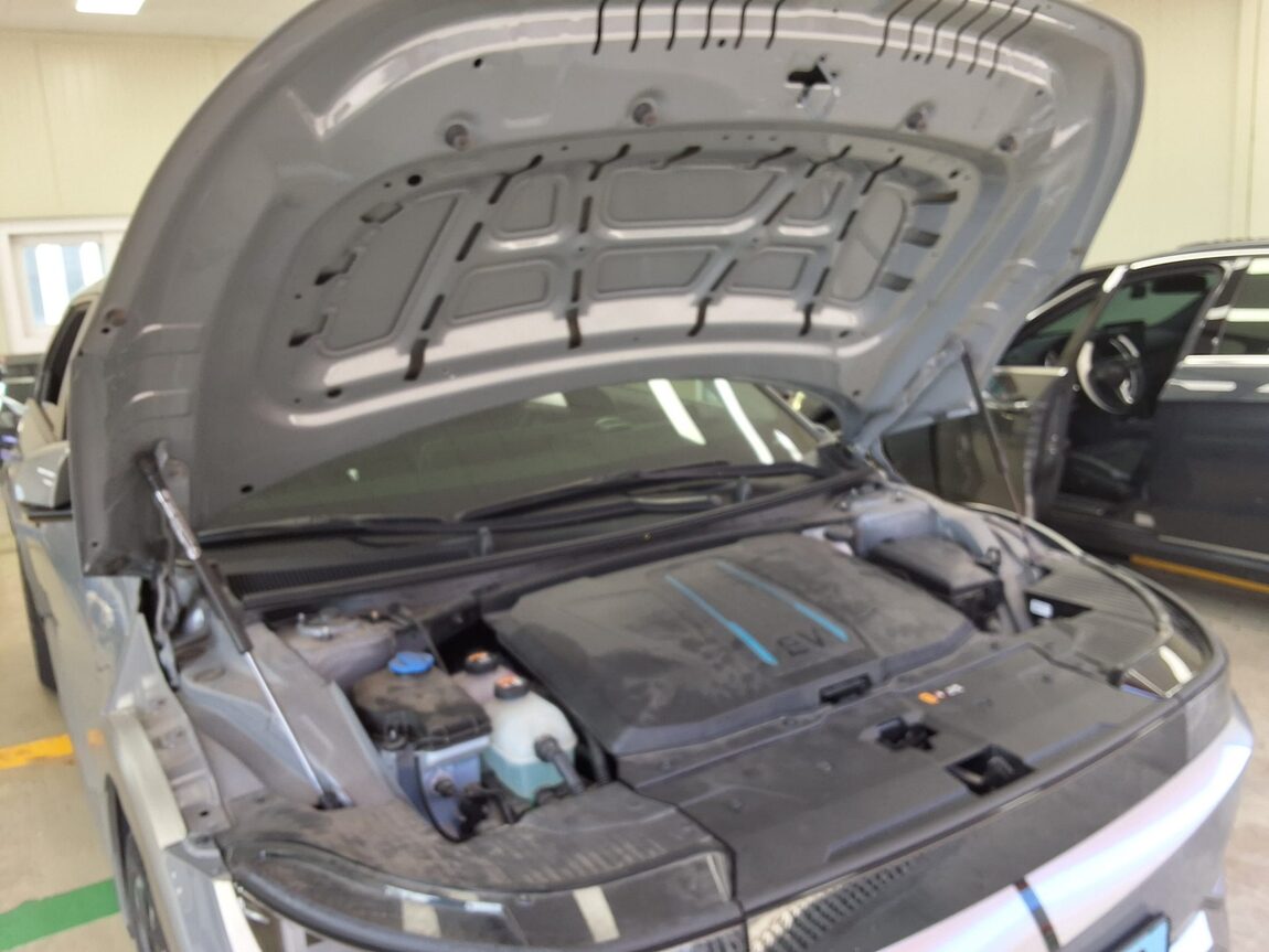 HYUNDAI IONIQ 5 EV 2WD LONG RANGE PRESTIGE 2022 - zdjęcie 18