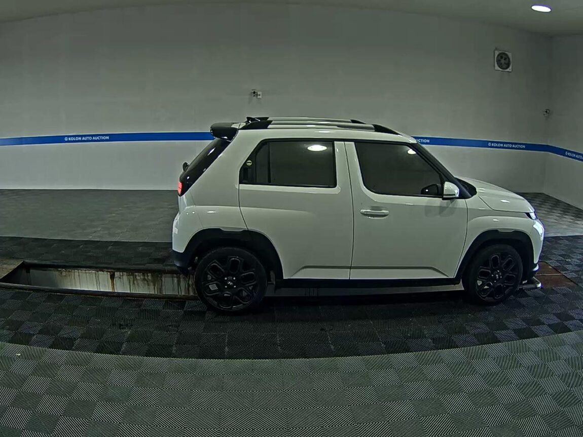 HYUNDAI CASPER GASOLINE 1.0 TURBO THE ESSENTIAL 2023 - zdjęcie 4