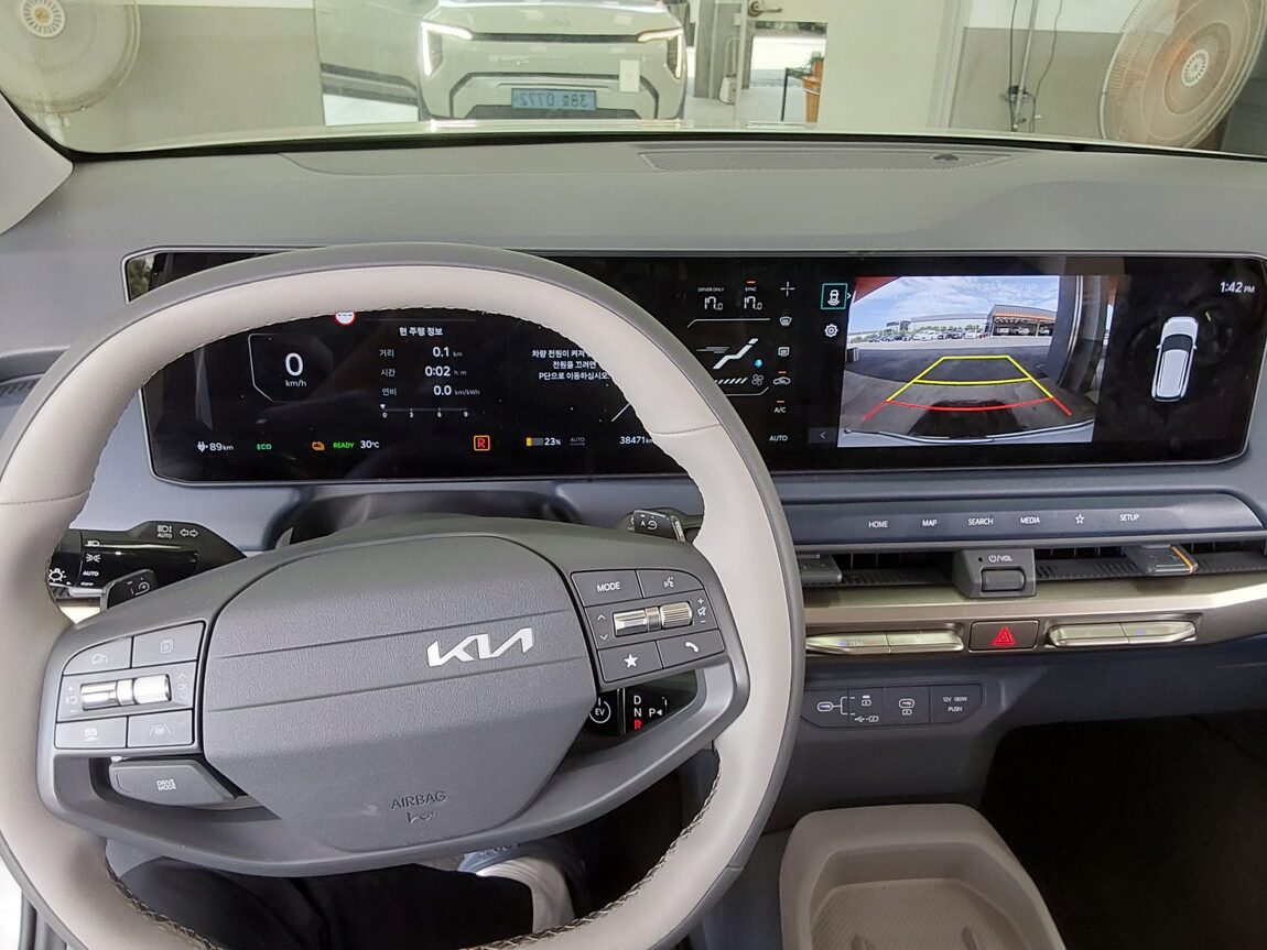 KIA EV3 STANDARD AIR 2025 - zdjęcie 17