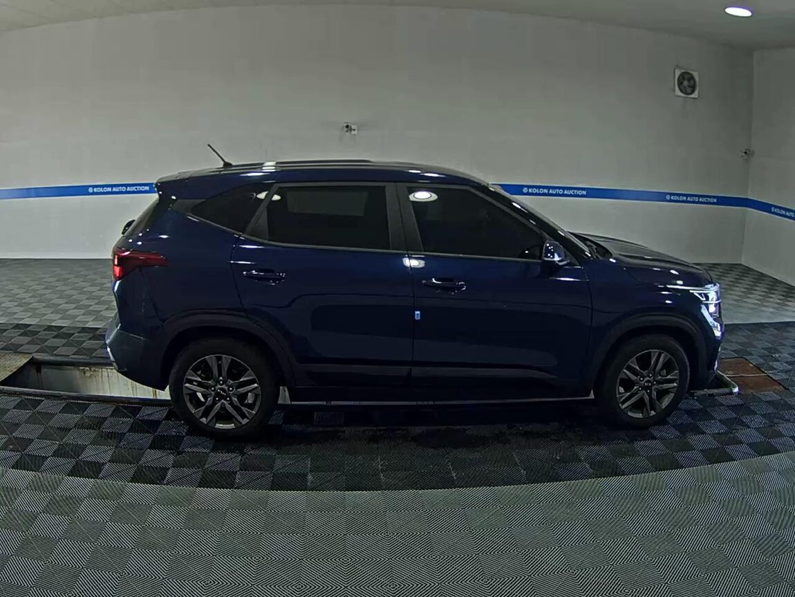 KIA SELTOS 1.6 DIESEL 2WD PRESTIGE 2022 - zdjęcie 4