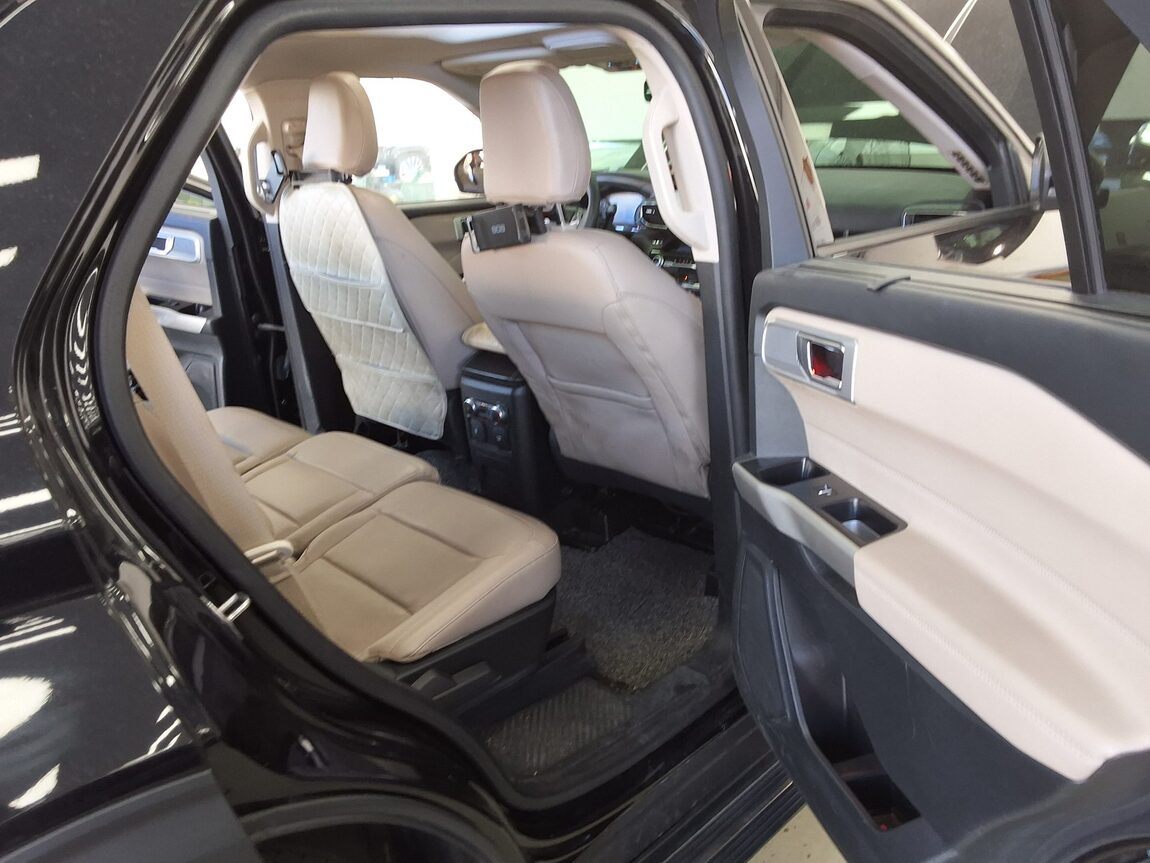 FORD EXPLORER (6TH GEN) 2.3 AWD LIMITED 2022 - zdjęcie 13